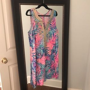 LIKE NEW LILLY PULITZER CARLOTTA SHIFT SIZE 16